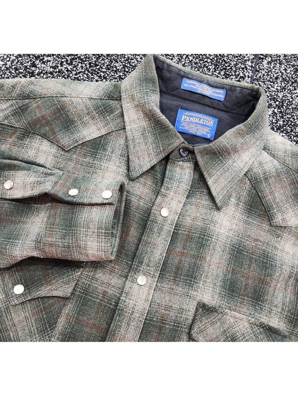 Pendleton Pearl Snap Western Shirt Mens Large Green Plaid Wool Vintage USA